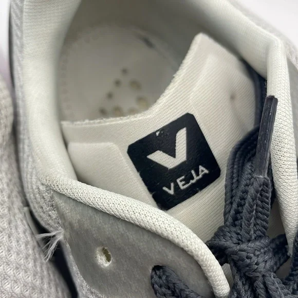 Veja - CONDOR 2 ALVEOMESH Athletic Shoes - Grey White - 42 or 9 - Picture 10 of 14